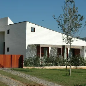 Hotel La Fustana, Maià de Montcal