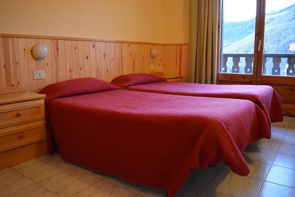 Hostal La Neu Castellar De N'Hug